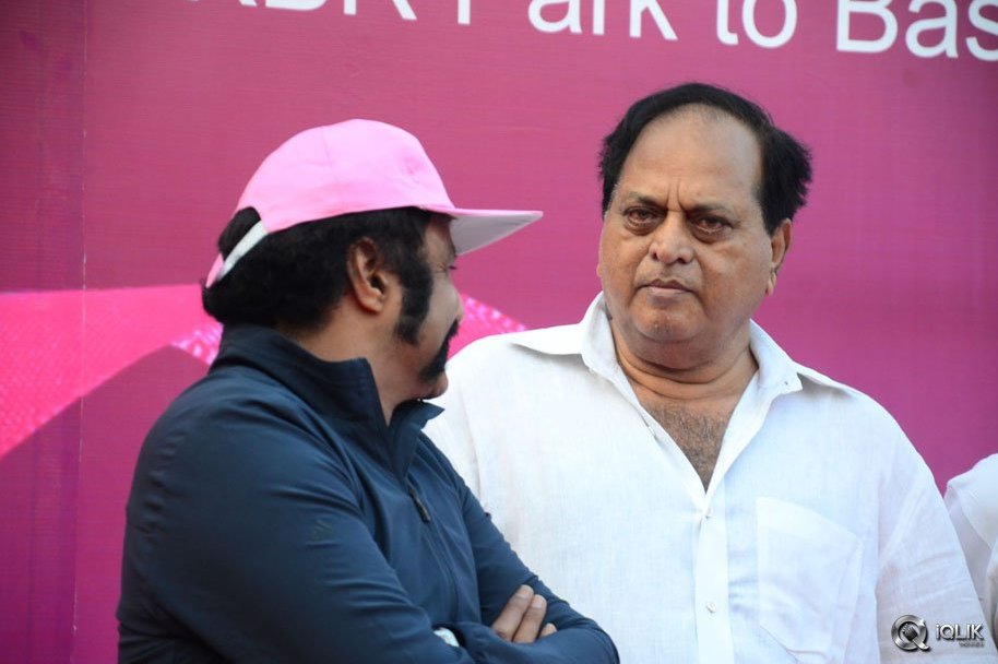 Celebs-At-Breast-Cancer-Awareness-Walk